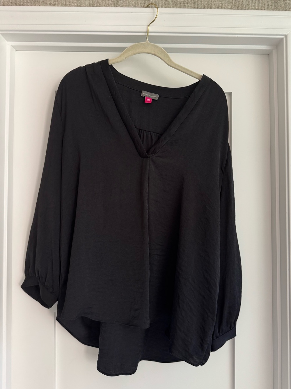 Vince Camuto Black Women's V-Neck Blouse, XXL